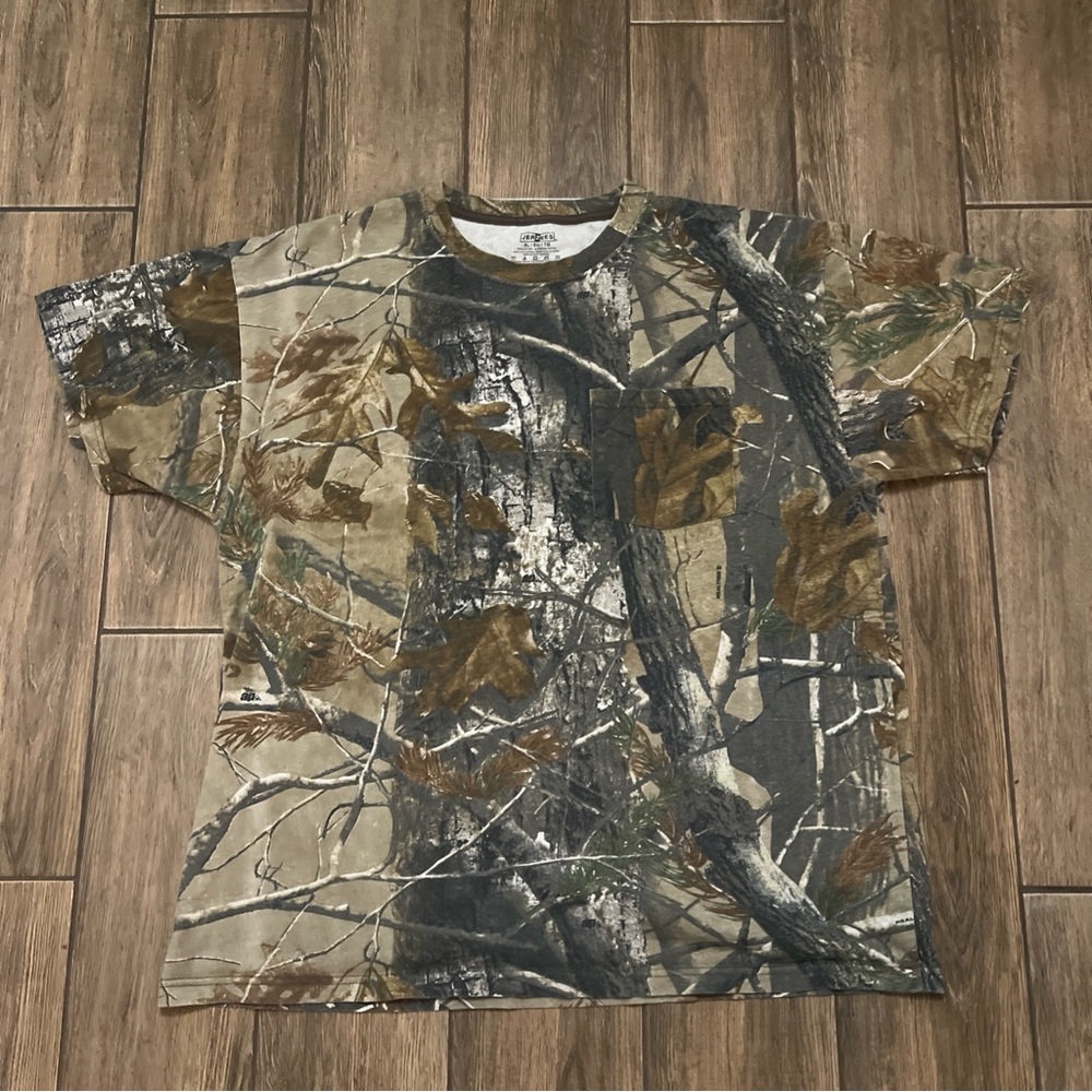VTG JERZEES Camo Shirt Mens XL Tree Stand Mossy Oak Breakup Pocket Tee
